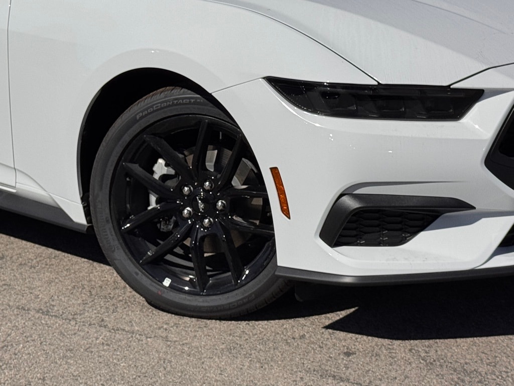 New 2025 Ford Mustang  Coupe