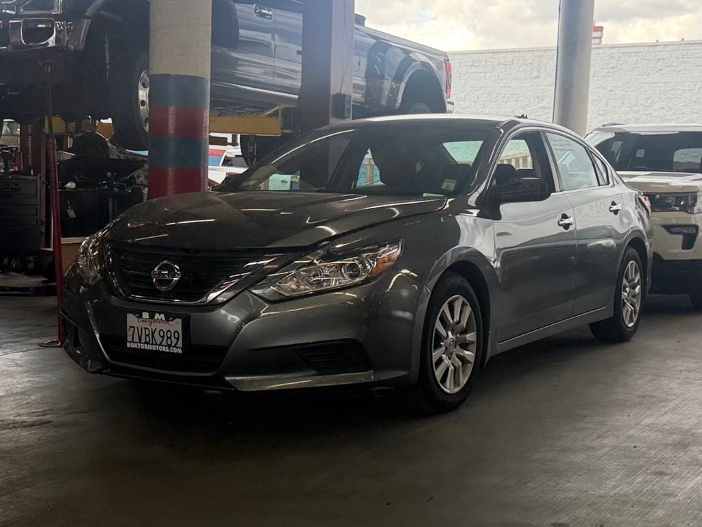 2016 Nissan Altima 2.5 S photo 3