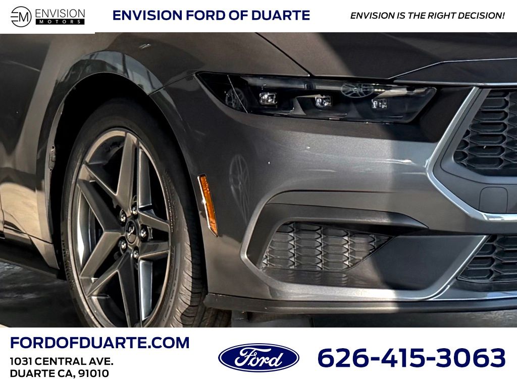 2026 Ford Mustang EcoBoost photo 3