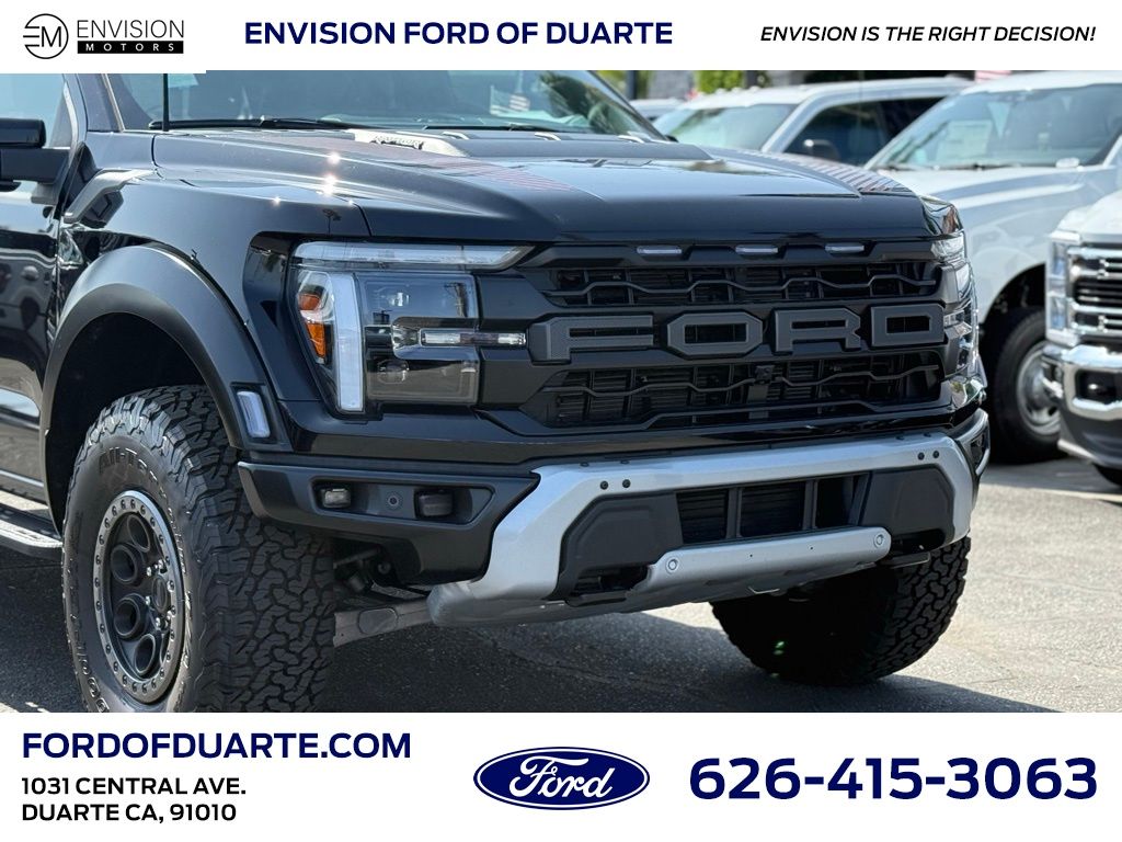 2025 Ford F-150 Raptor photo 3