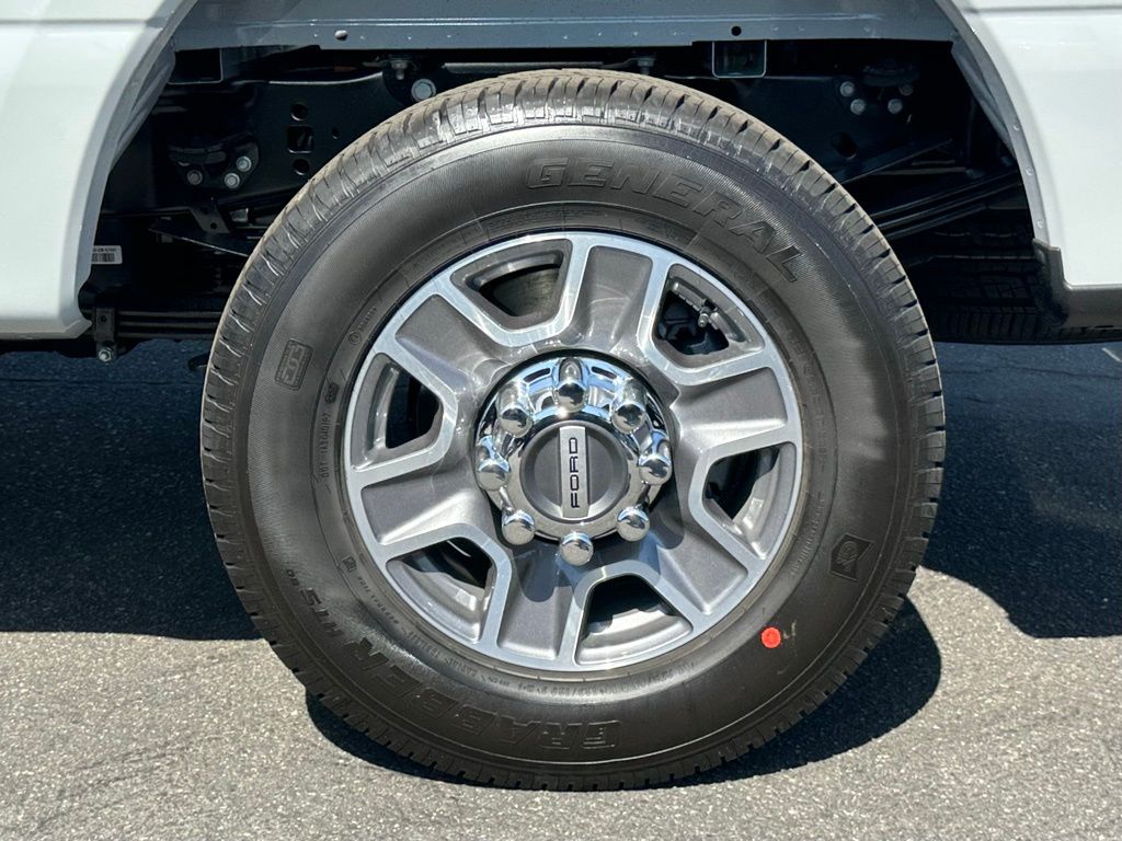 2026 Ford F-350 Super Duty Lariat - Photo 14