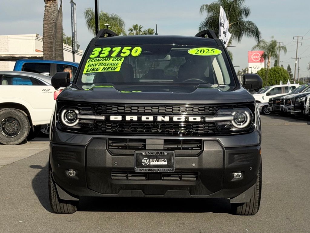 2025 Ford Bronco Sport Outer Banks photo 2