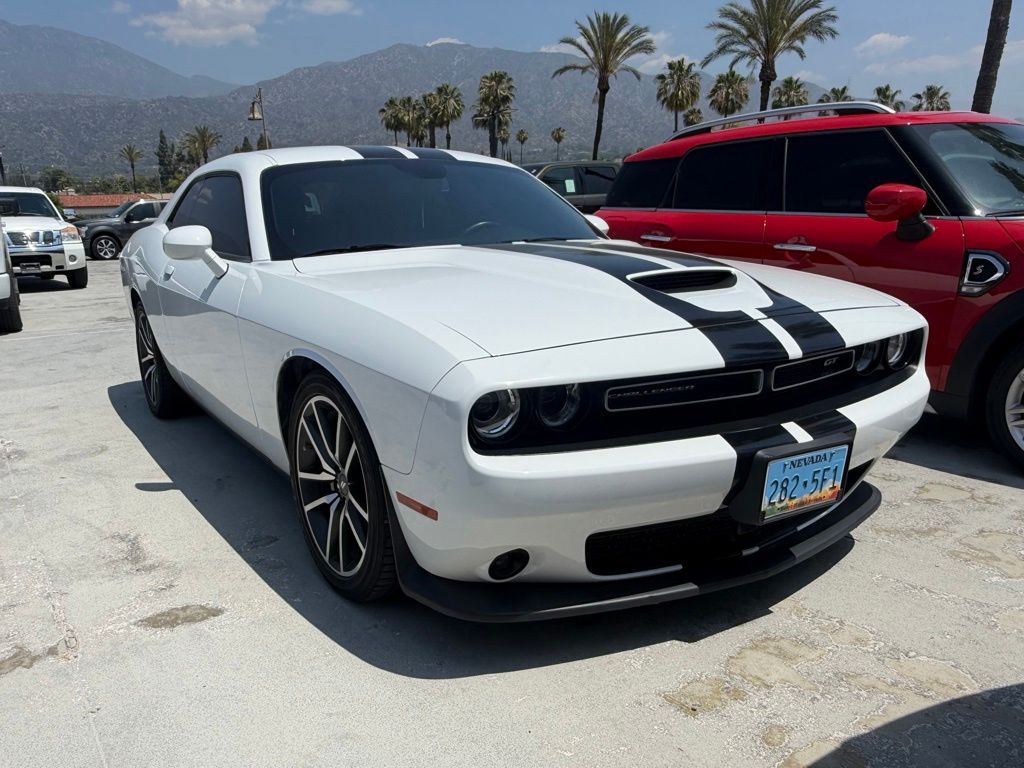 2023 Dodge Challenger GT Auto's photo