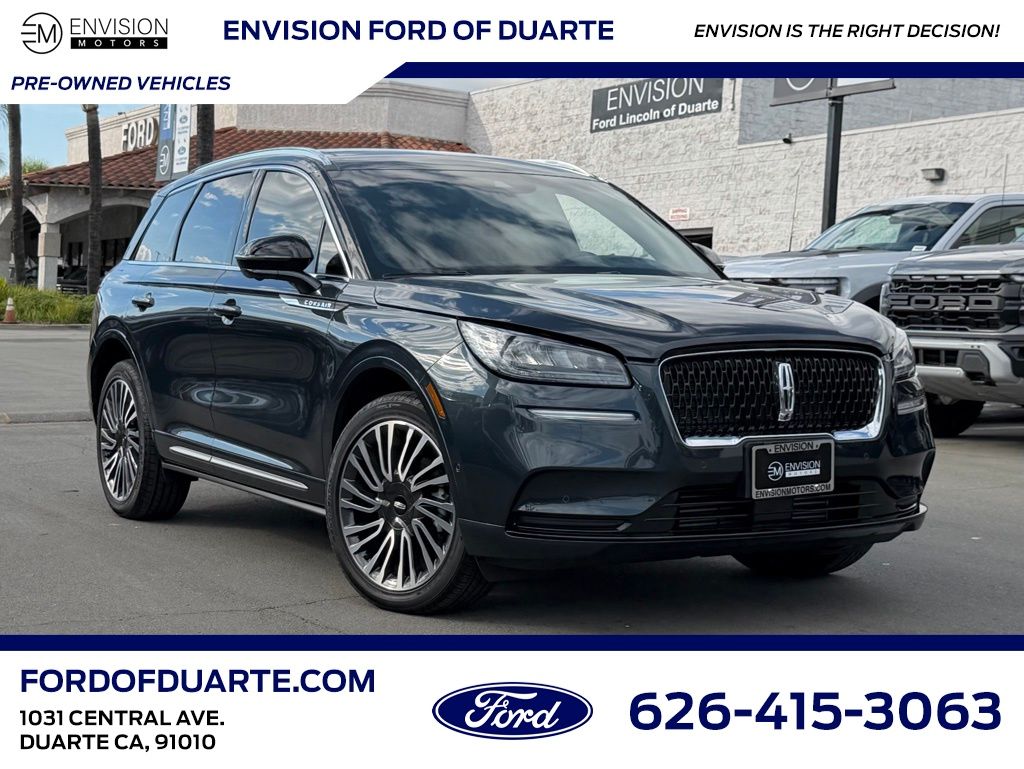 2022 Lincoln Corsair Reserve's photo