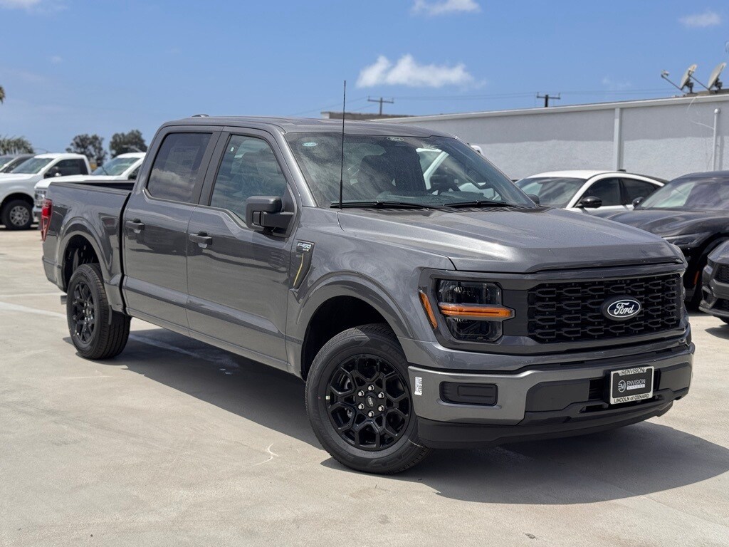 2025 Ford F-150 STX photo 2