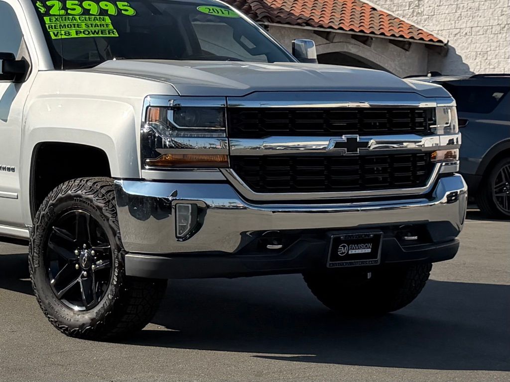 2017 Chevrolet Silverado 1500 photo 3