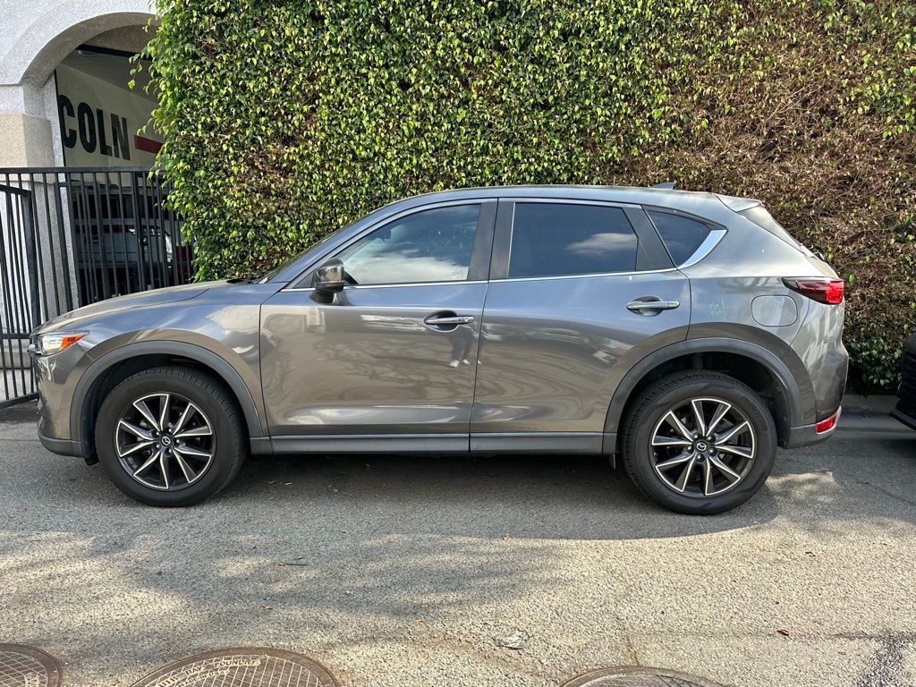 2018 Mazda CX-5 Touring photo 4