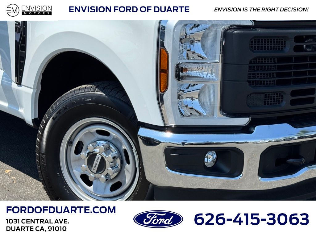 2025 Ford F-250 XL photo 3