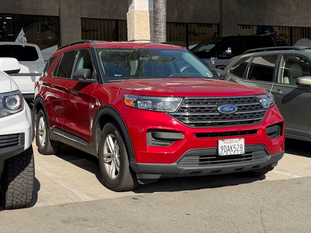 2022 Ford Explorer XLT's photo