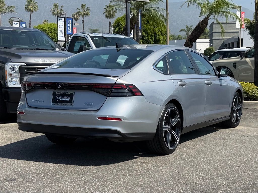 2023 Honda Accord Hybrid Sport photo 3
