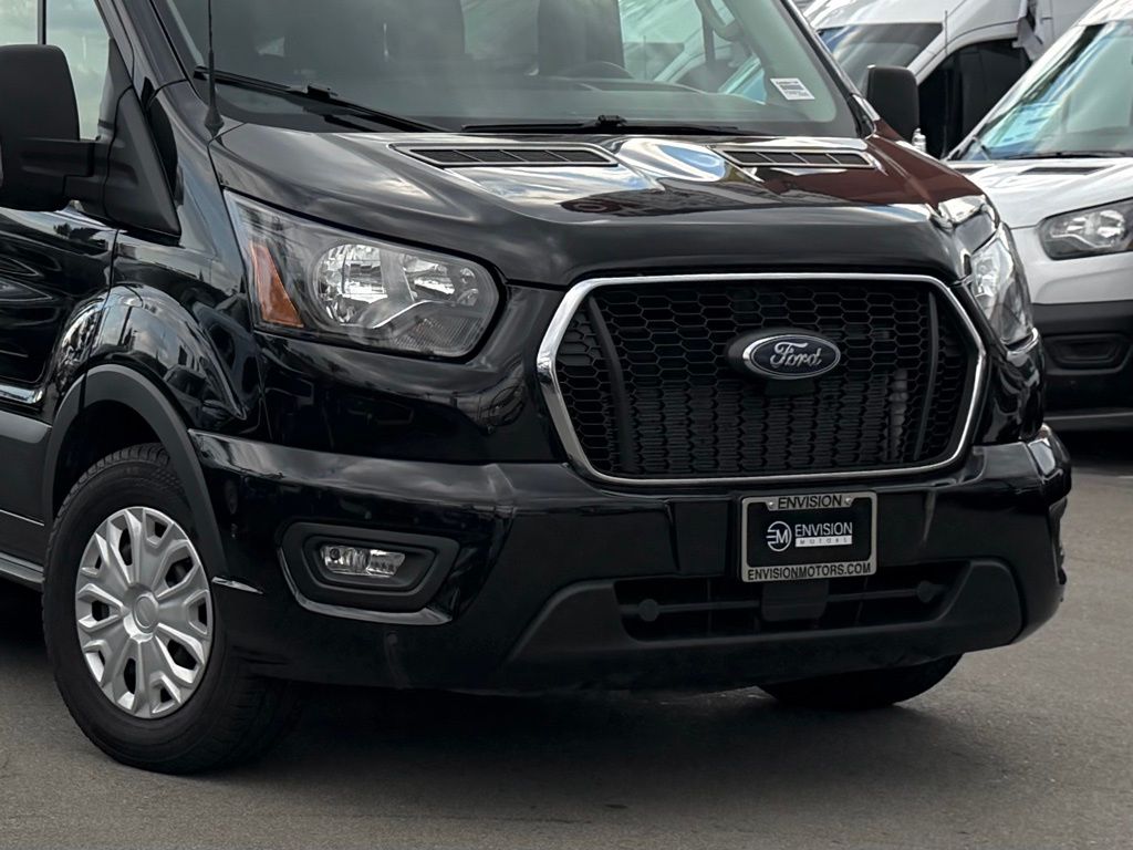 2024 Ford Transit photo 3