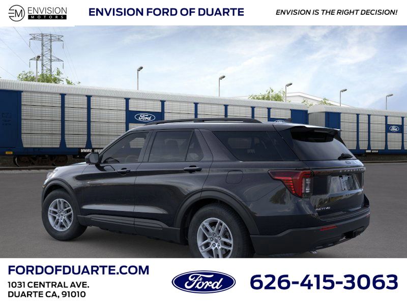 2026 Ford Explorer photo 3