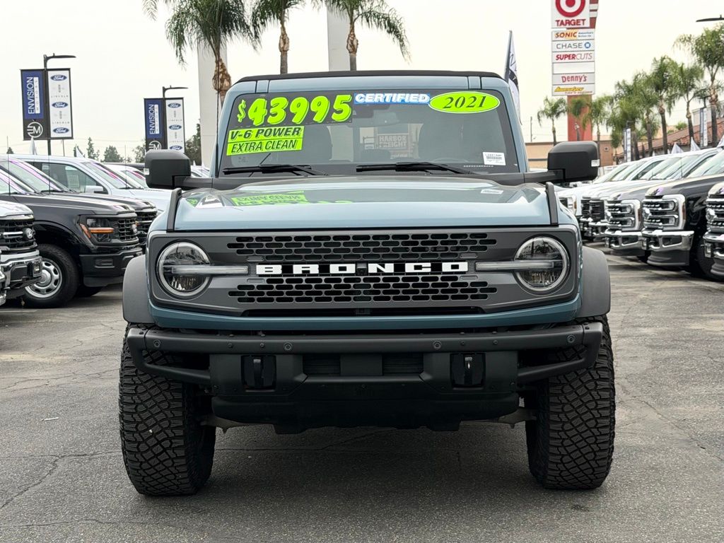 2021 Ford Bronco Badlands photo 3