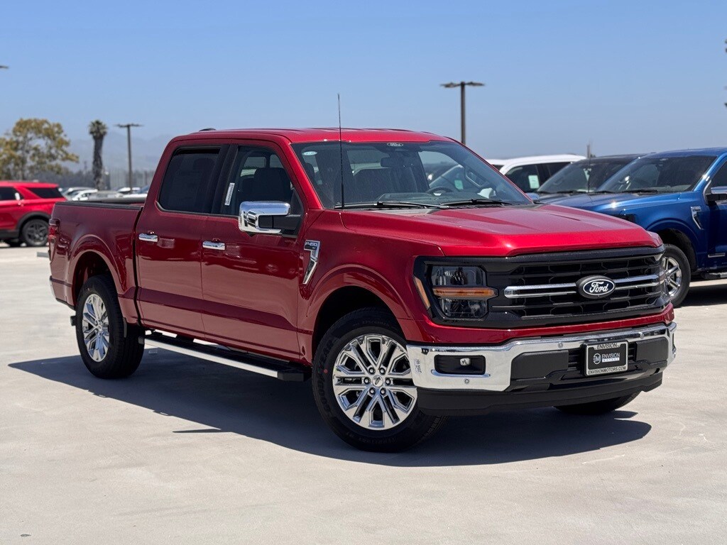 2025 Ford F-150 XLT photo 2