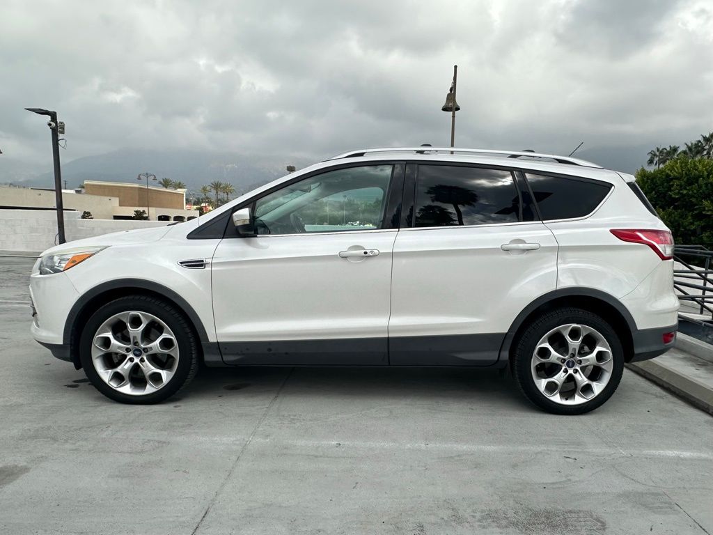 2013 Ford Escape Titanium photo 3