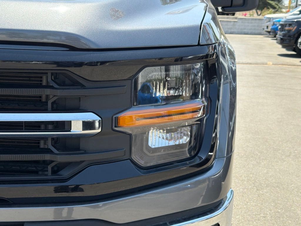 2025 Ford F-150 XLT - Photo 16