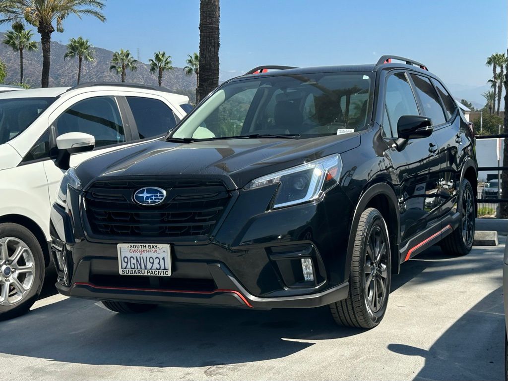 2023 Subaru Forester Sport photo 2