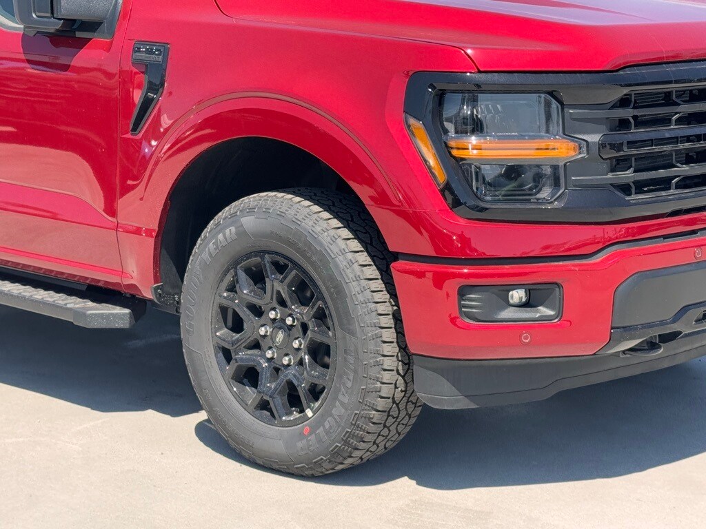 2025 Ford F-150 XLT photo 4
