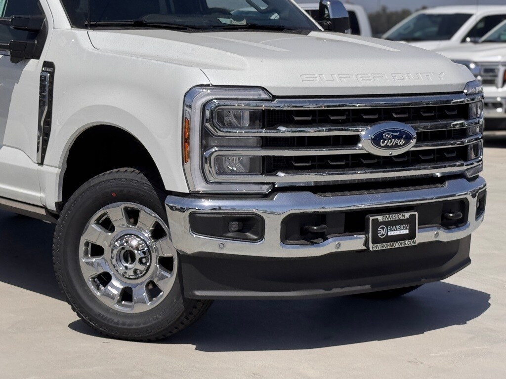 2025 Ford F-250 King Ranch photo 3