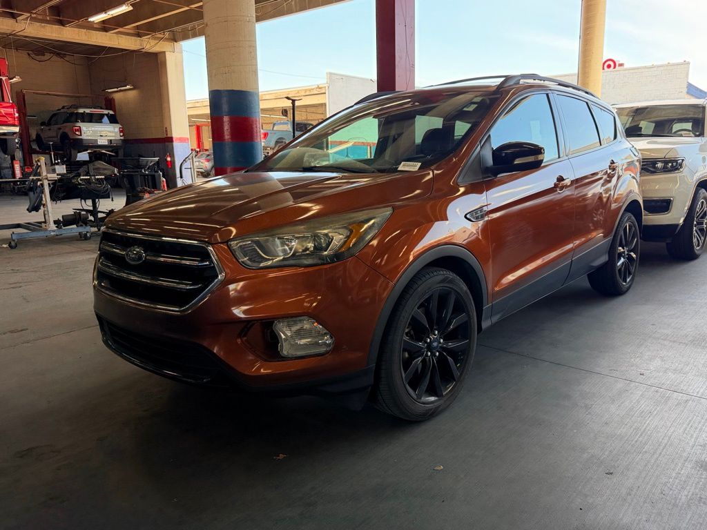 2017 Ford Escape Titanium photo 2