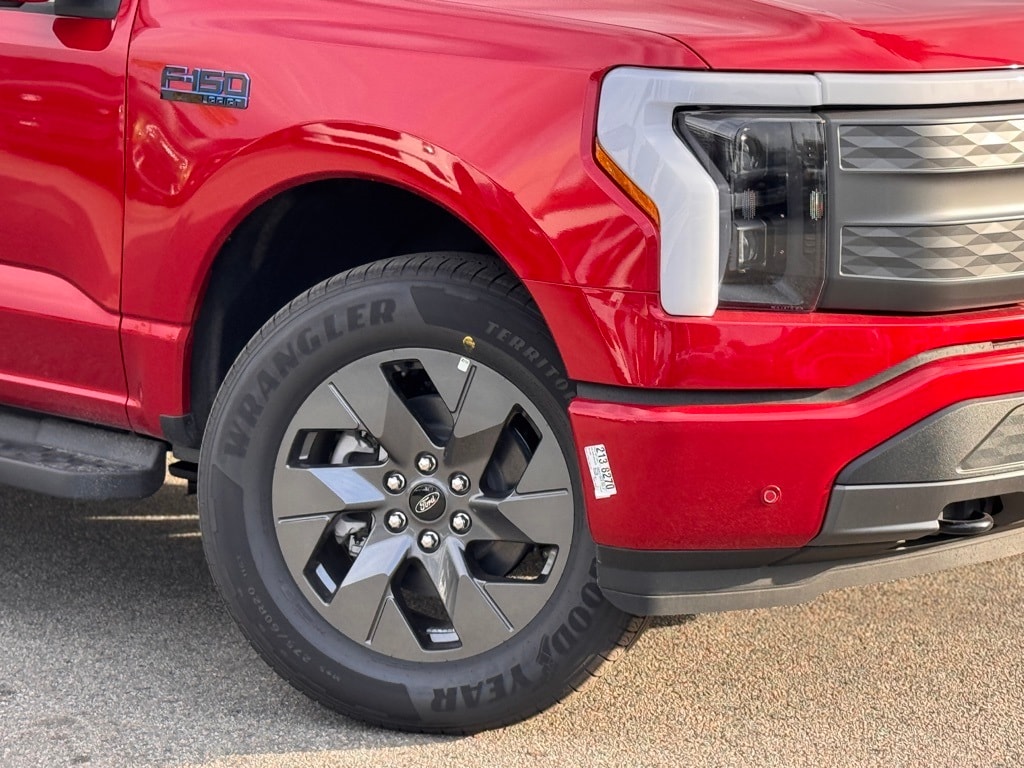 New 2025 Ford F-150 Lightning Lariat Truck SuperCrew Cab