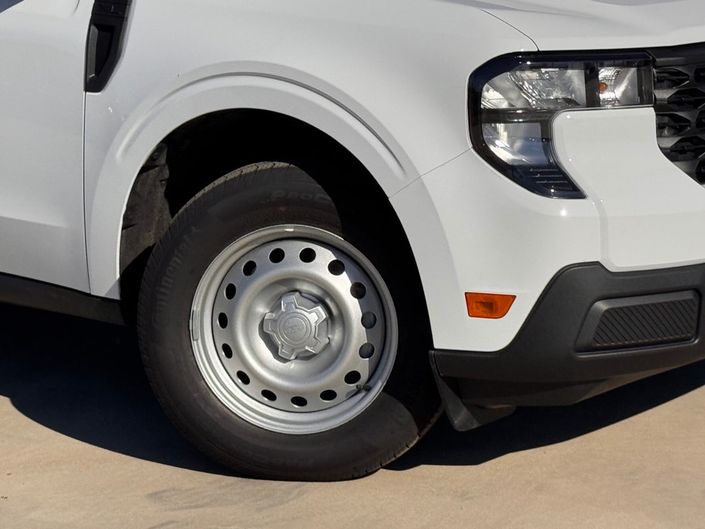 New 2025 Ford Maverick XL Truck SuperCrew