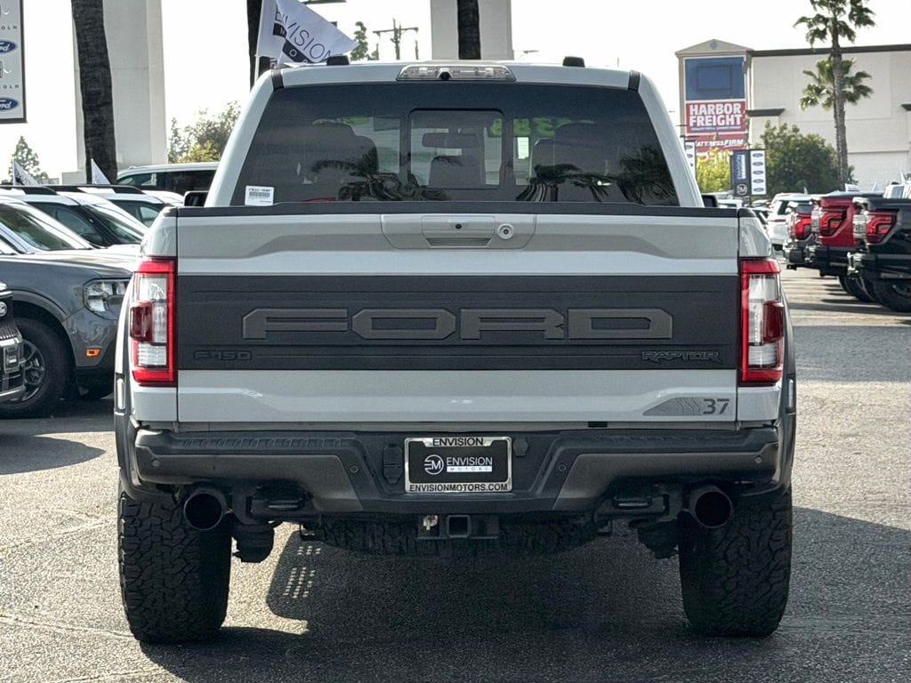 2023 Ford F-150 Raptor photo 6