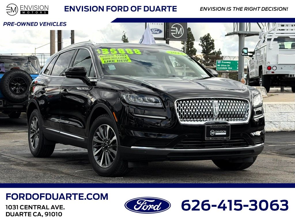 2023 Lincoln Nautilus Reserve's photo