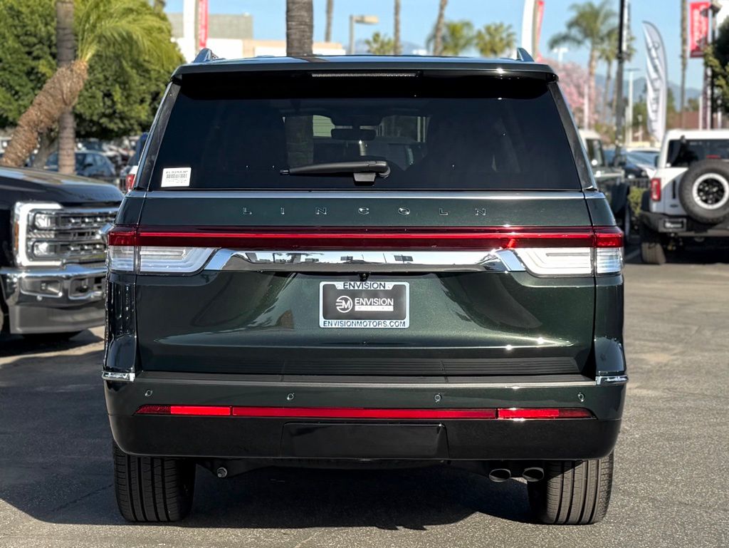 2024 Lincoln Navigator Black Label photo 6
