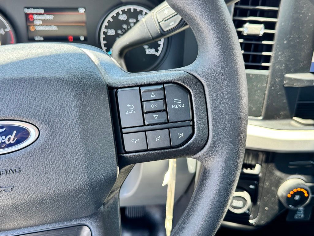 2025 Ford F-250 Super Duty XL - Photo 27