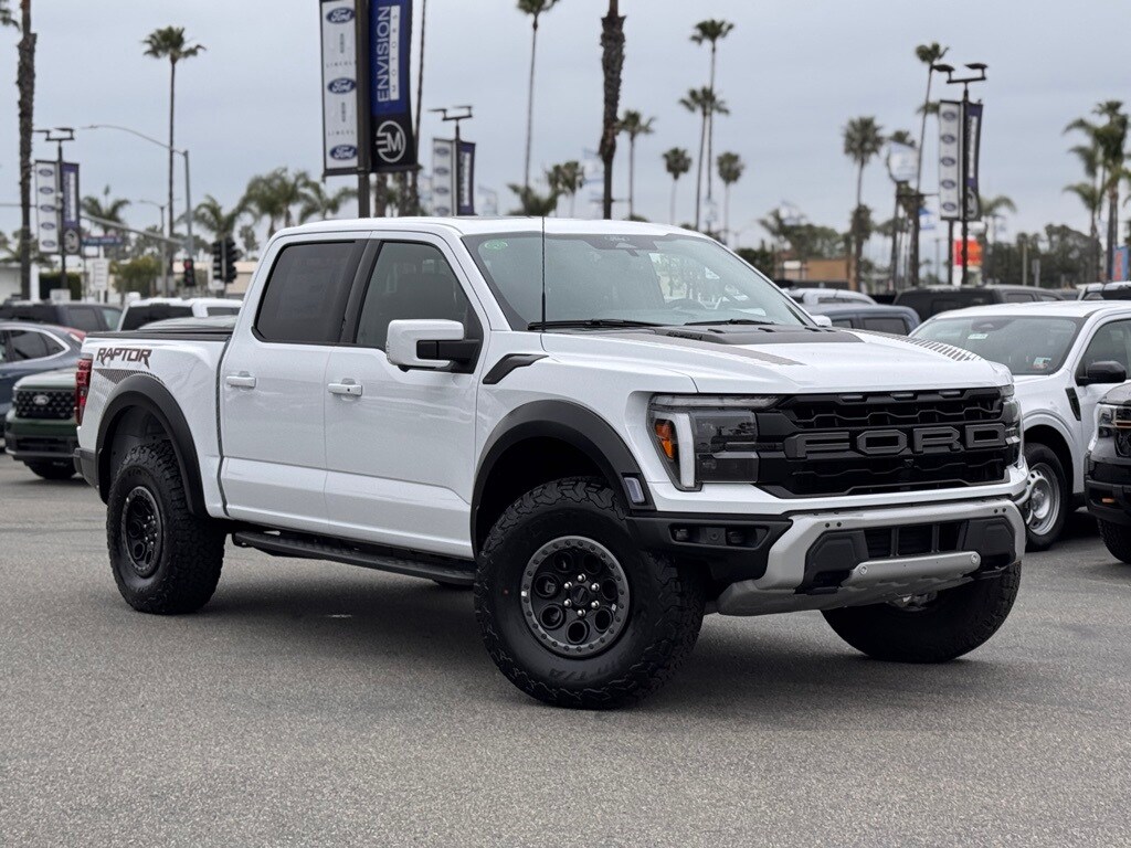 2025 Ford F-150 Raptor photo 2