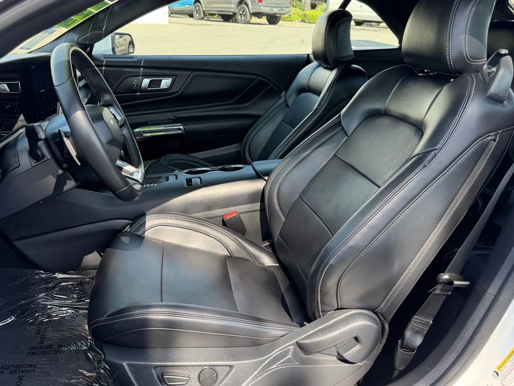 2025 Ford Mustang GT Premium - Photo 21