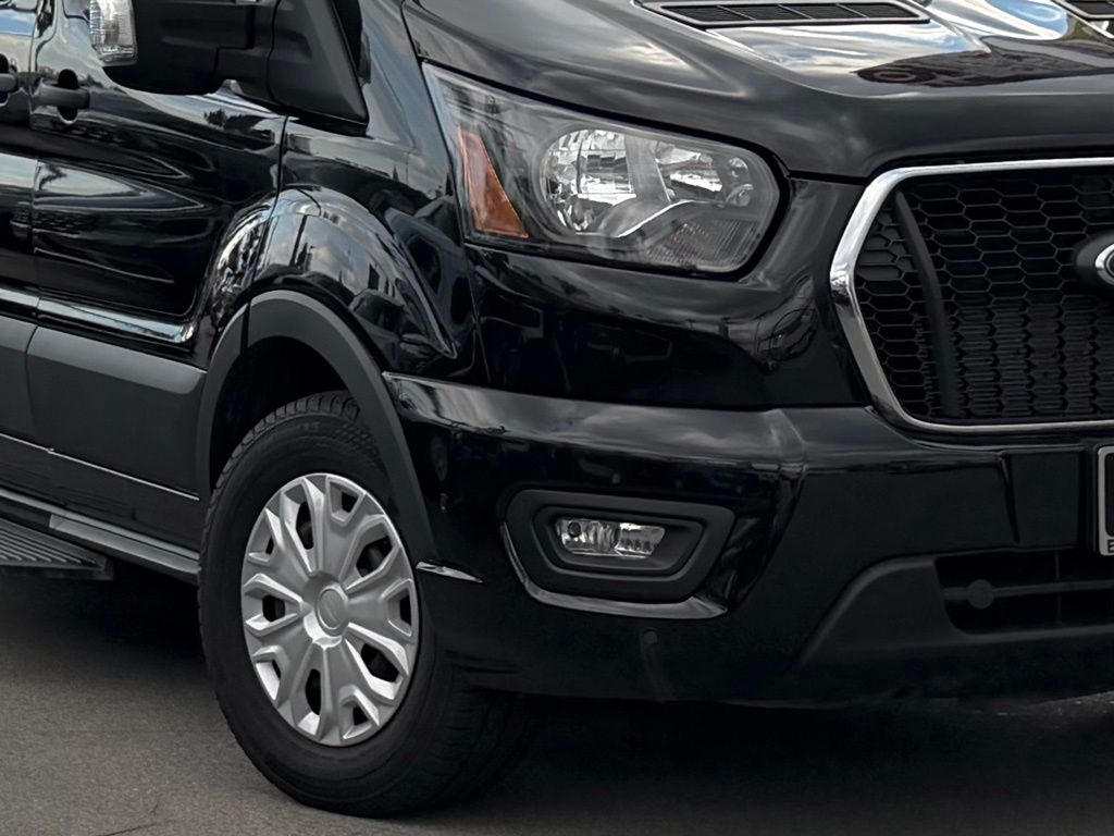 2024 Ford Transit photo 4