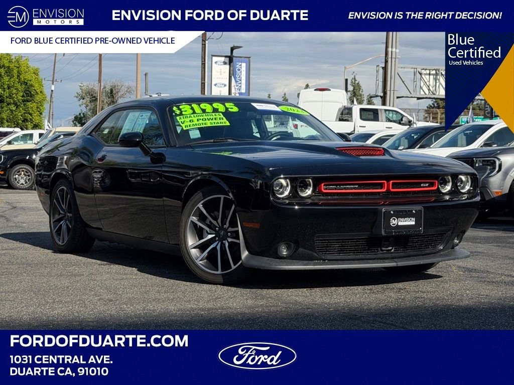 2023 Dodge Challenger GT Auto's photo