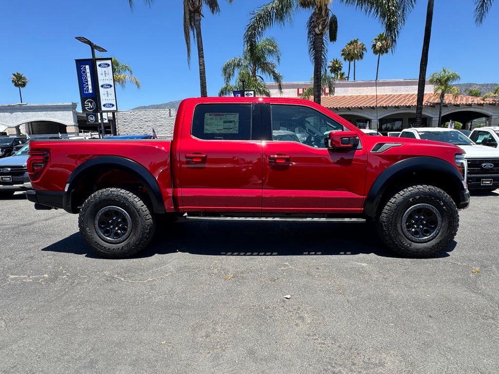 2025 Ford F-150 Raptor - Photo 11