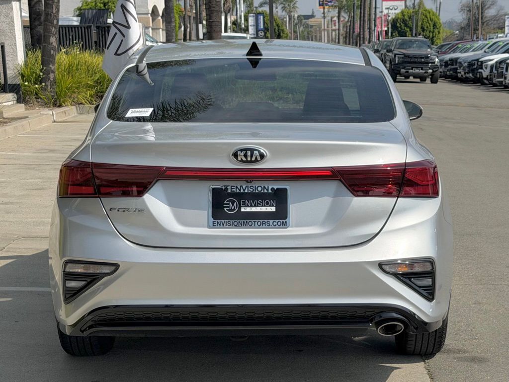 2020 Kia Forte LXS photo 3