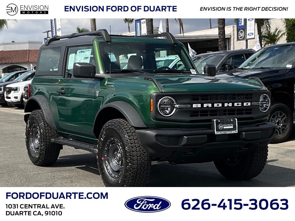 New 2025 Ford Bronco Base SUV
