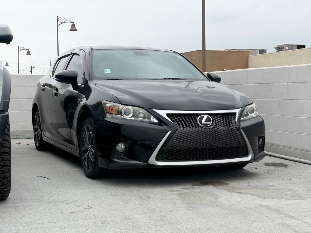2014 Lexus CT 200h 200h's photo
