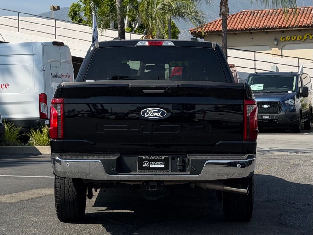 2024 Ford F-150 XLT photo 3