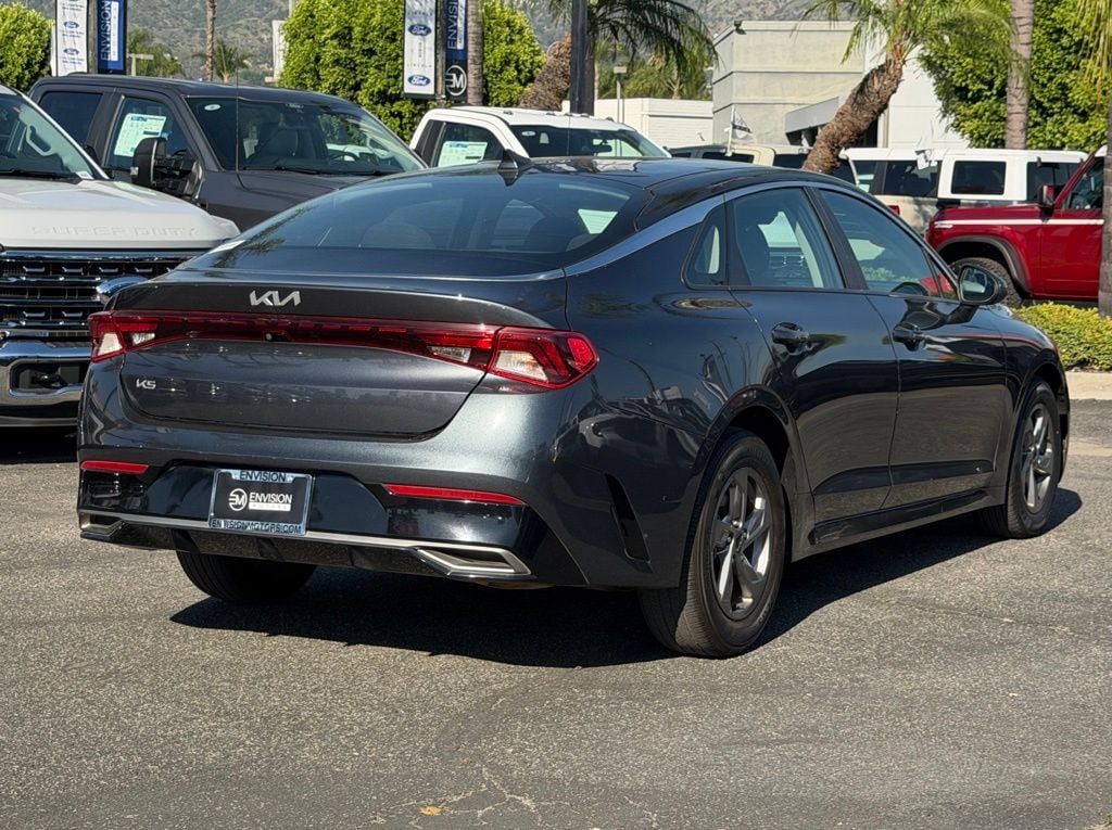 2023 Kia K5 LXS photo 3