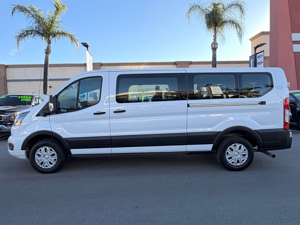 2022 Ford Transit-350 Passenger photo 5