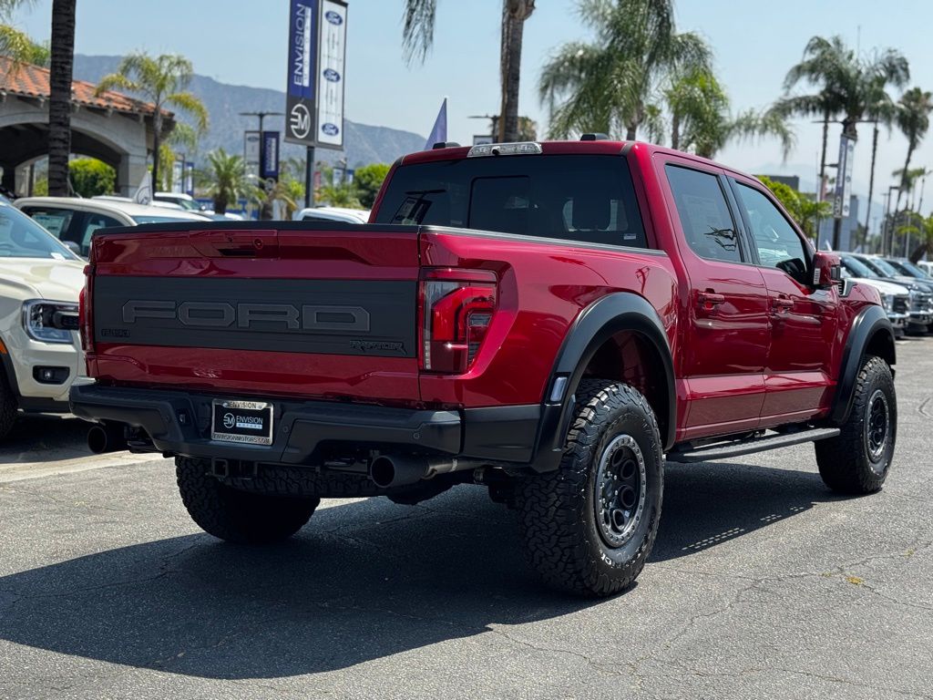 2025 Ford F-150 Raptor - Photo 12
