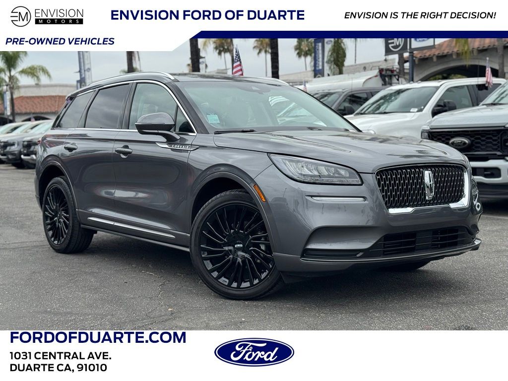 2022 Lincoln Corsair Reserve FWD's photo