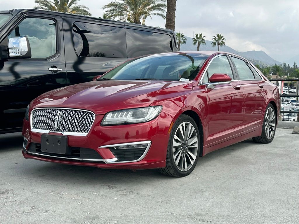 2017 Lincoln MKZ Hybrid Reserve photo 3