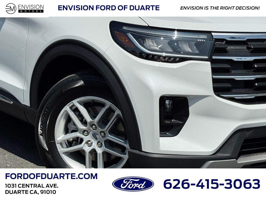 2025 Ford Explorer Active