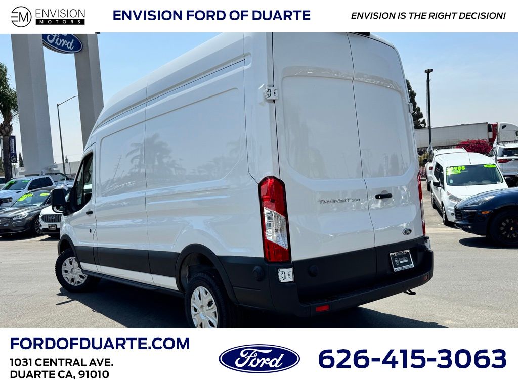 2025 Ford Transit photo 2