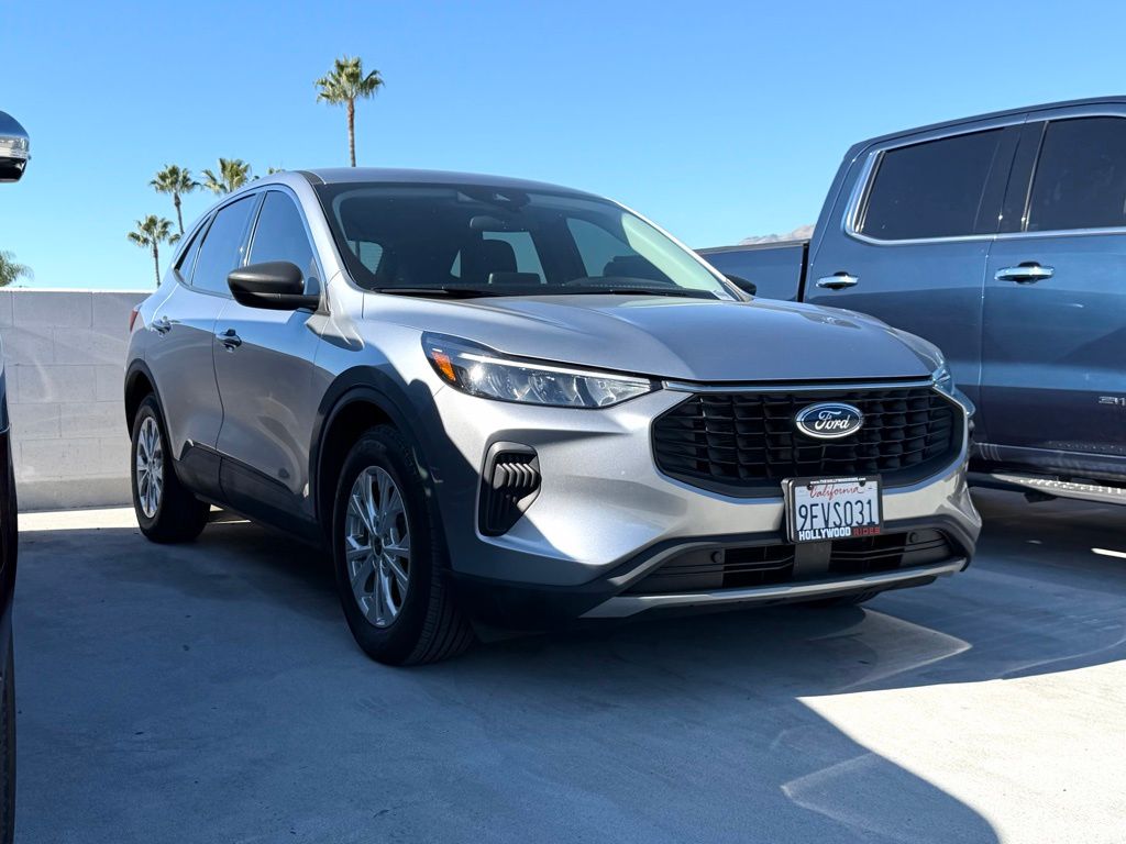 2023 Ford Escape's photo