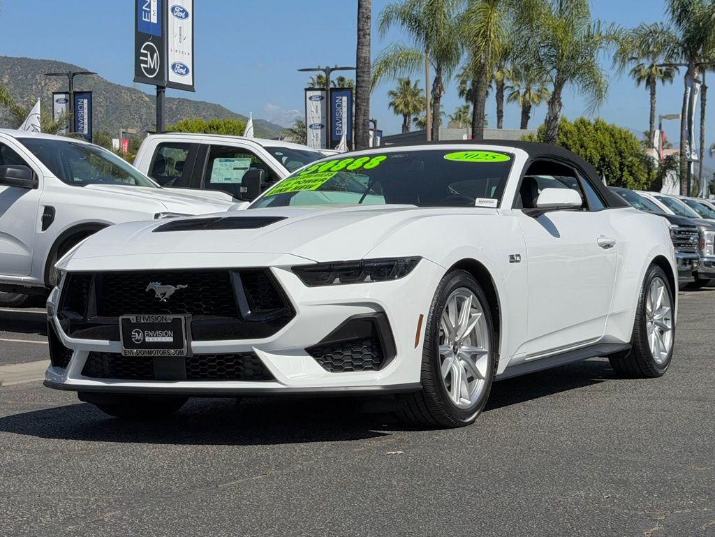 2025 Ford Mustang GT Premium - Photo 5