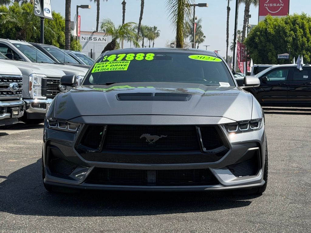 2024 Ford Mustang photo 2