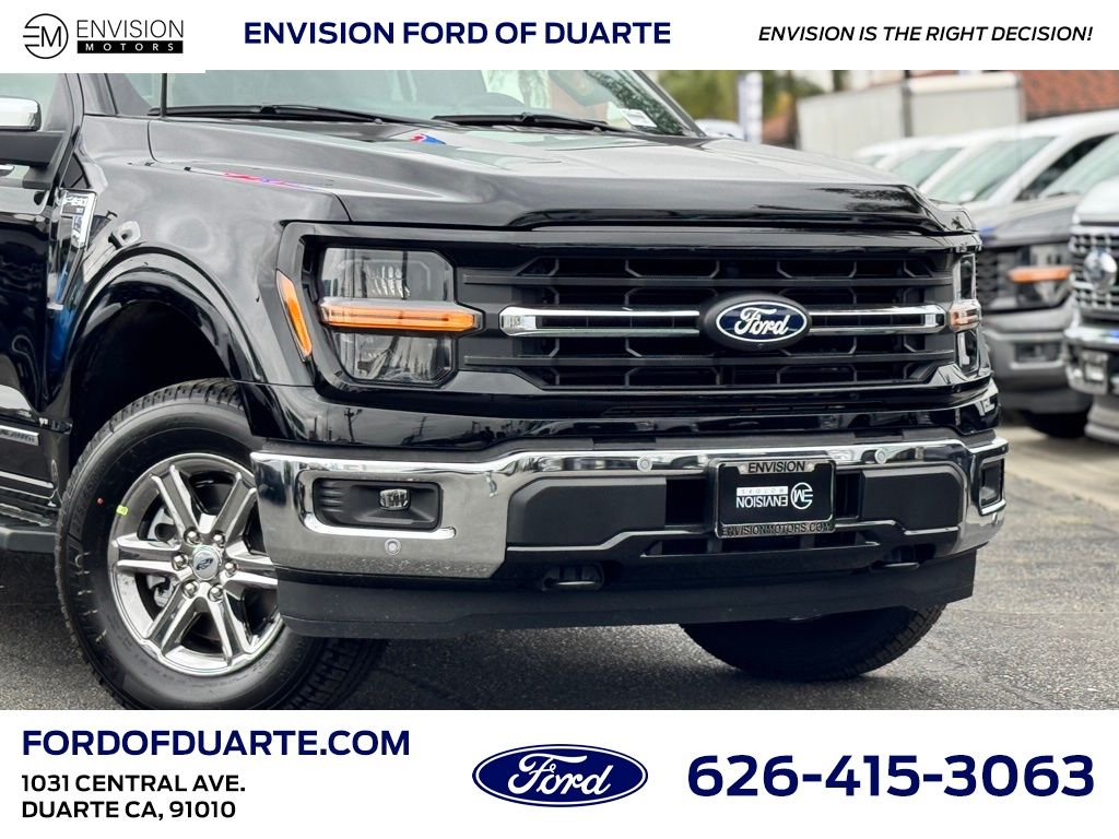 2025 Ford F-150 XLT photo 2